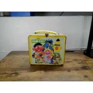 Vintage 1980 Sesame Street Metal Lunchbox, Bert, Ernie, Cookie Monster, Big Bird